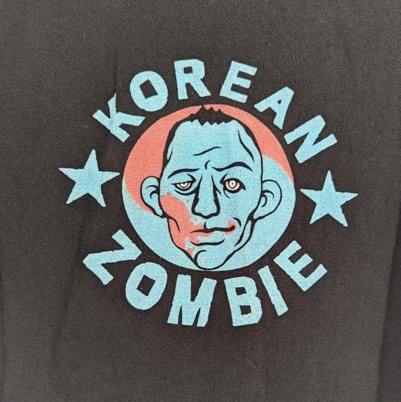 Korean Zombie T-Shirt Size Medium - Picture 3 of 4